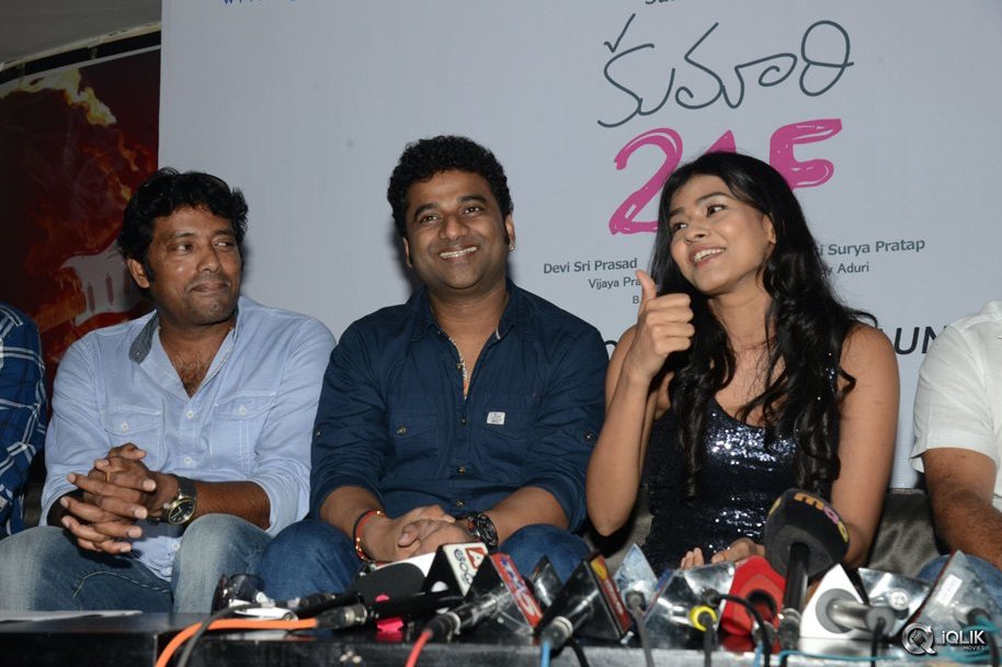 Kumari-21-F-Movie-First-Look-Launch